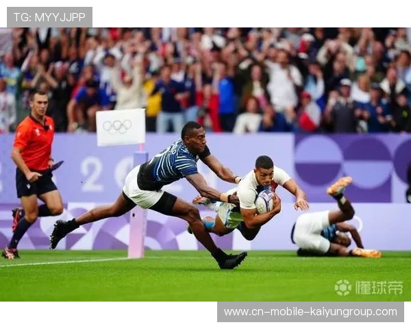 法国七人制橄榄球队伍战术灵活多变，法国橄榄球队拍摄