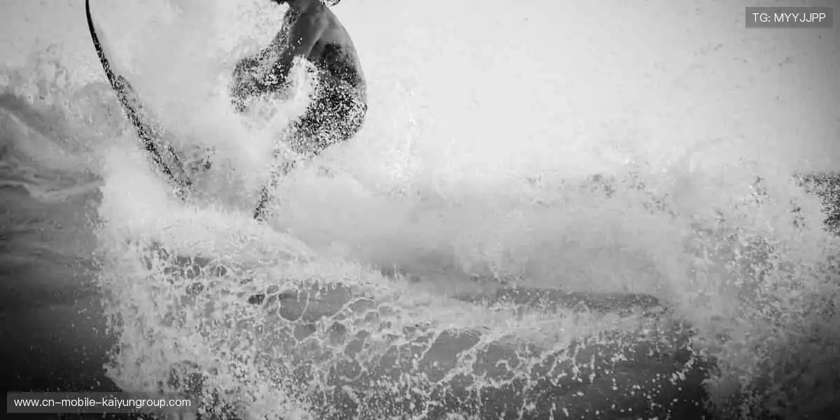 🎁限量周边，把热爱穿在身上！🎾